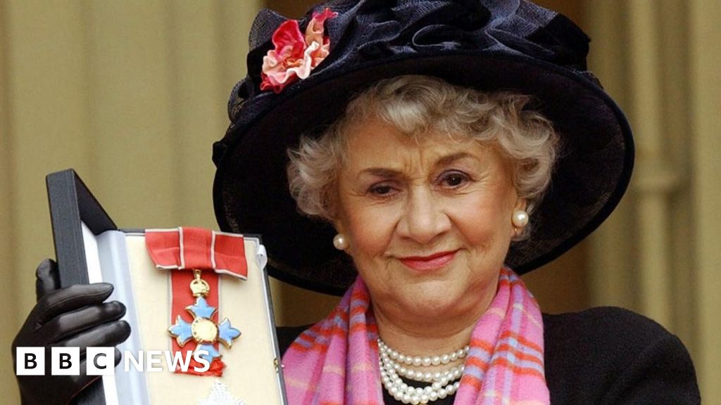 Acting legend Dame Joan Plowright dies at 95