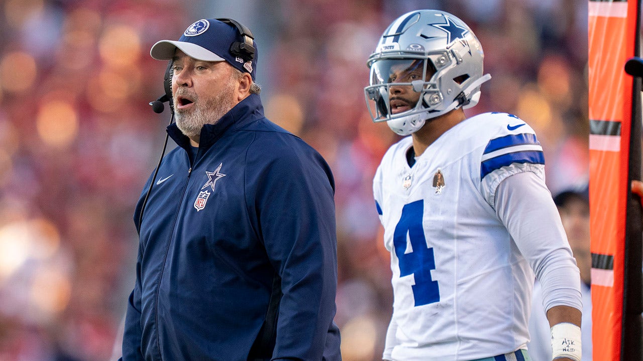 Cowboys’ Dak Prescott reacts to team parting ways with Mike McCarthy