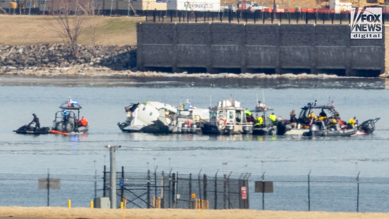 55 victims of DC midair collision recovered from Potomac River, identified