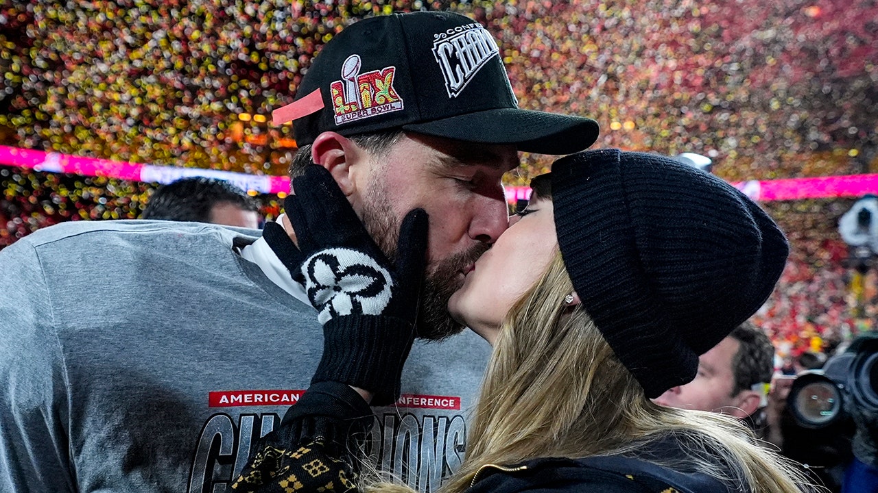 Travis Kelce, Taylor Swift celebrate Chiefs’ AFC Championship win