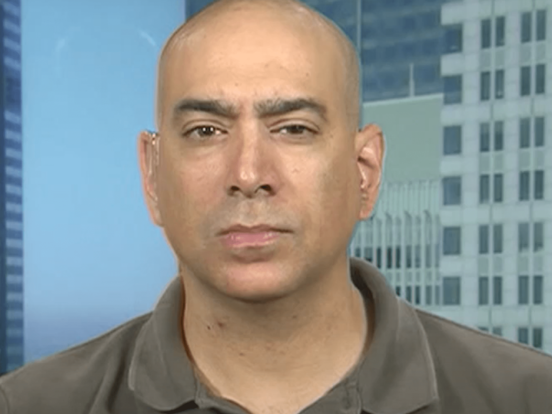 Switzerland releases, deports Palestinian American journalist Ali Abunimah | Freedom of the Press News