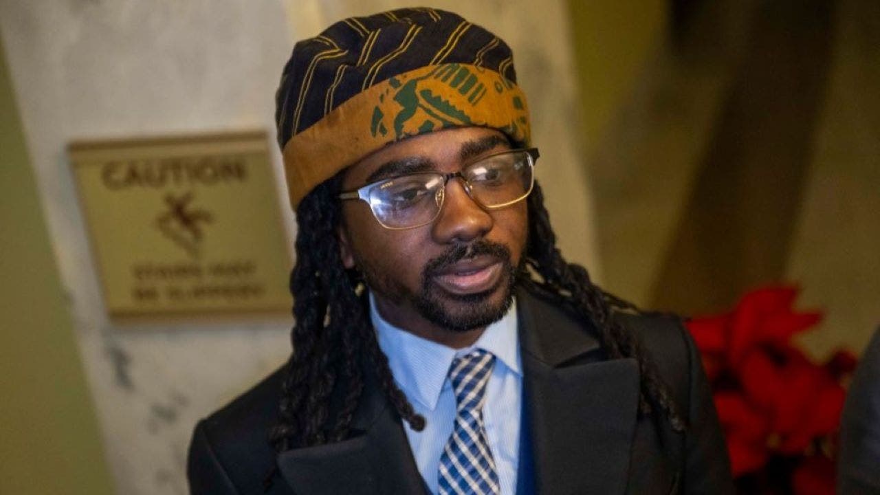 DC Councilmember Trayon White faces possible expulsion vote over federal bribery charge