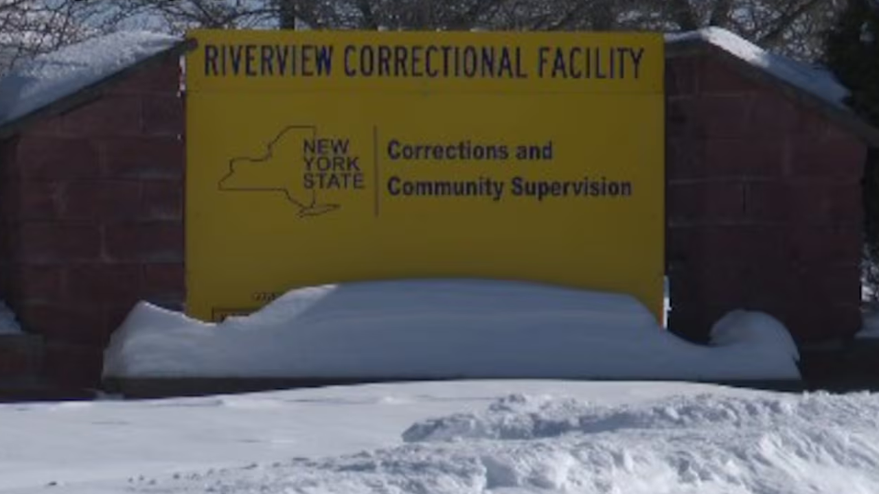 Inmates takeover another NY prison day after Gov. deploys National Guard