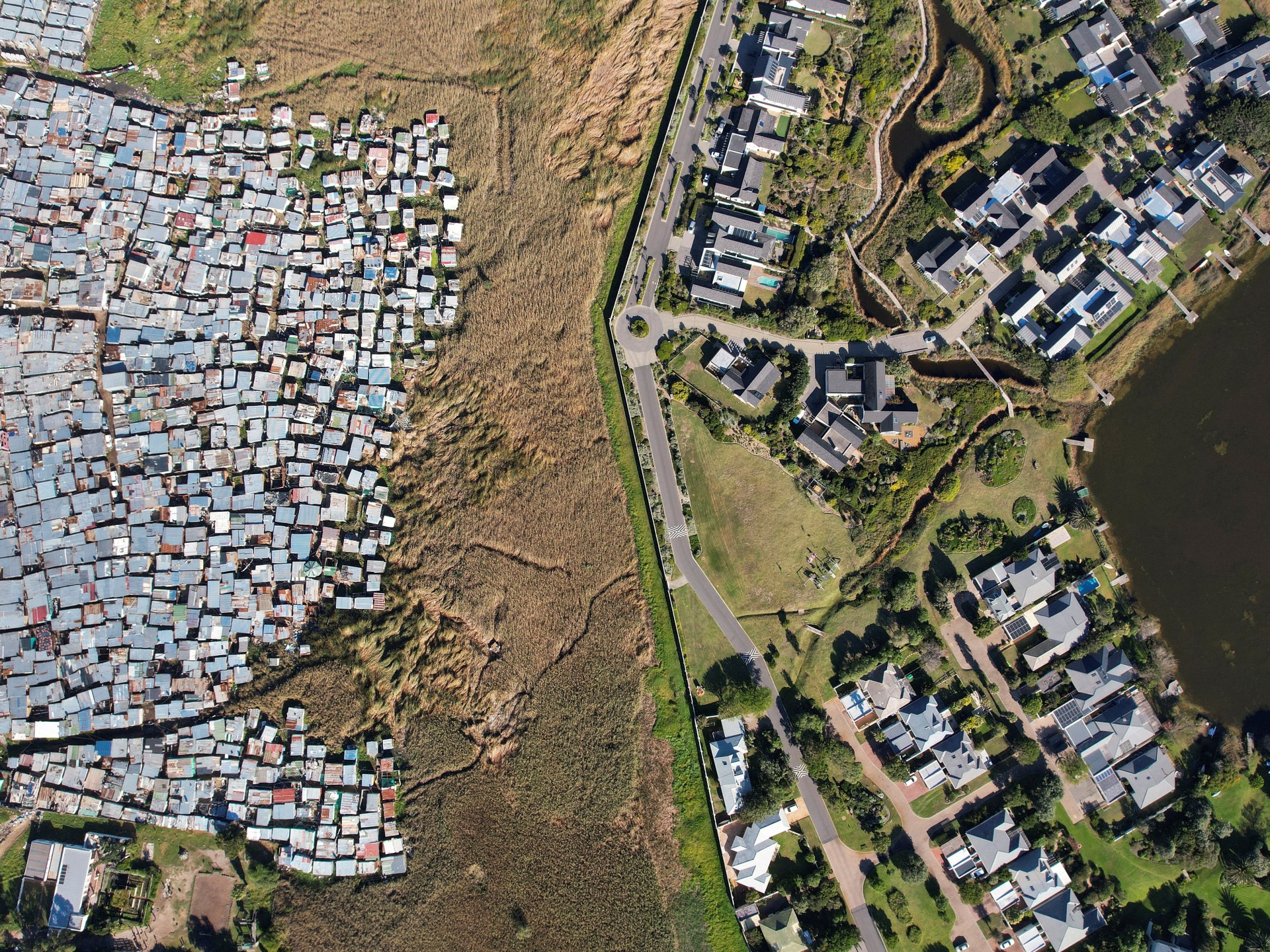 Is South Africa ‘confiscating land’, targeting some groups as Trump claims? | Politics News