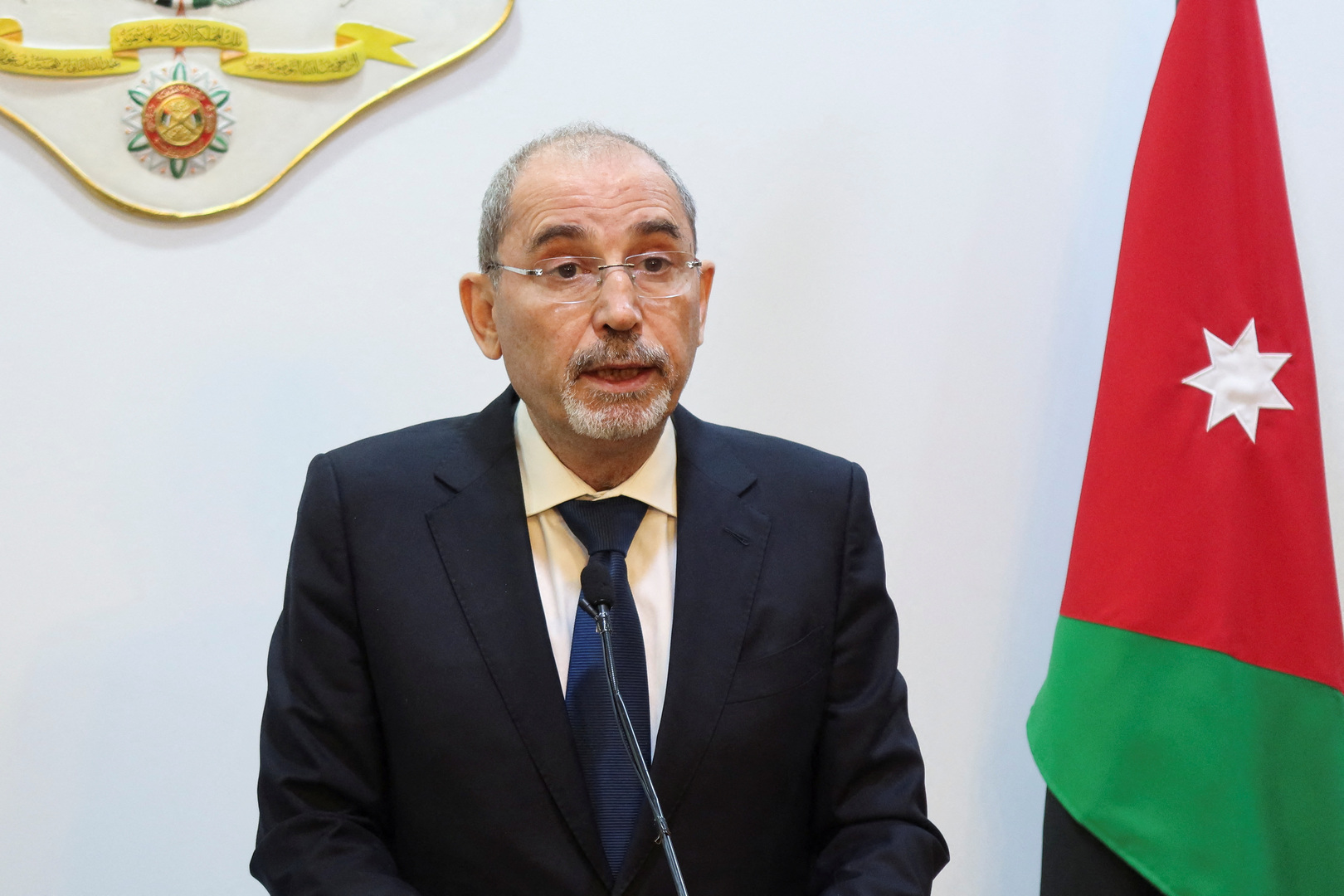 Jordanian foreign minister rejects Trump’s Gaza displacement plan | Newsfeed