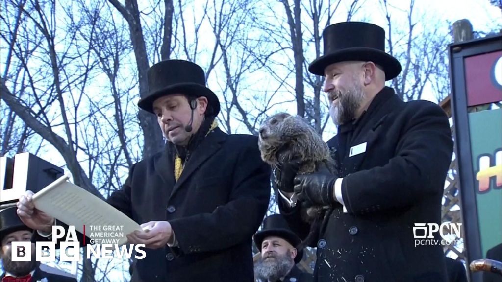 Punxsutawney Phil makes weather prediction