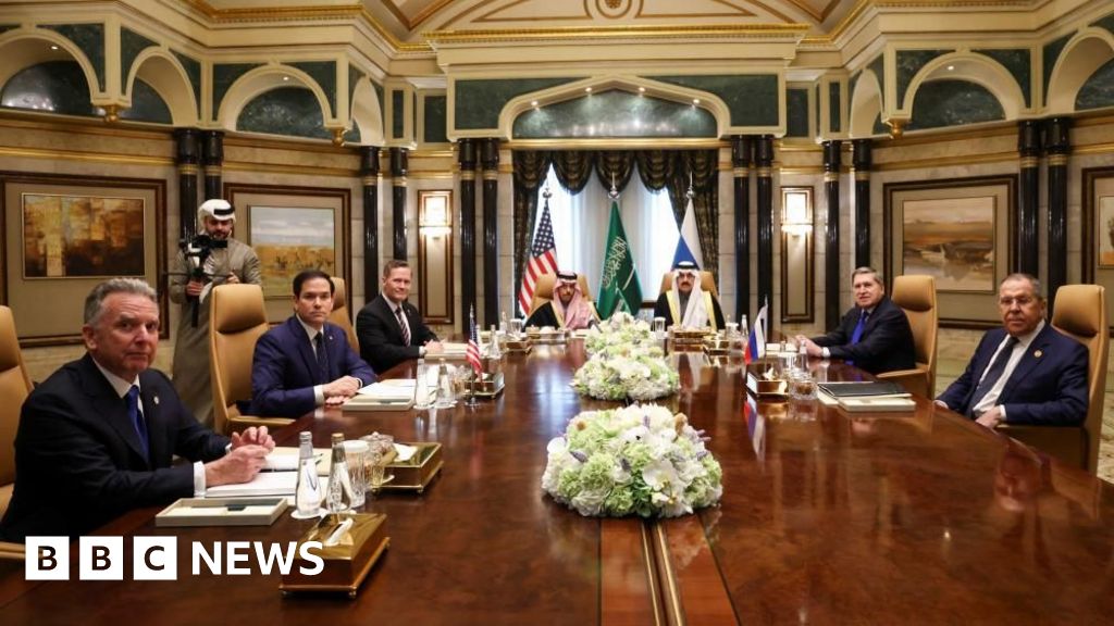 Who was at the table in US-Russia talks in Saudi Arabia?