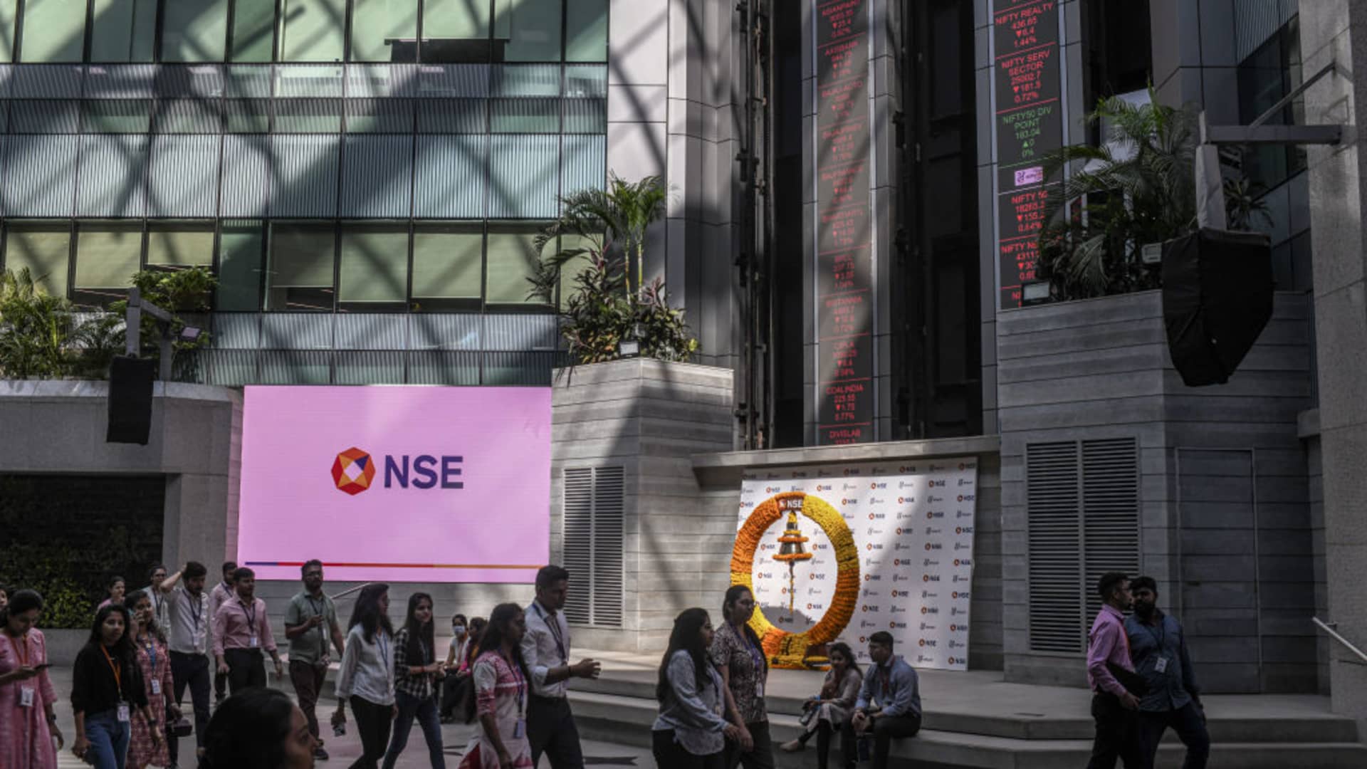 ‘You want to become billionaires, list on NSE,’ NSE CEO says