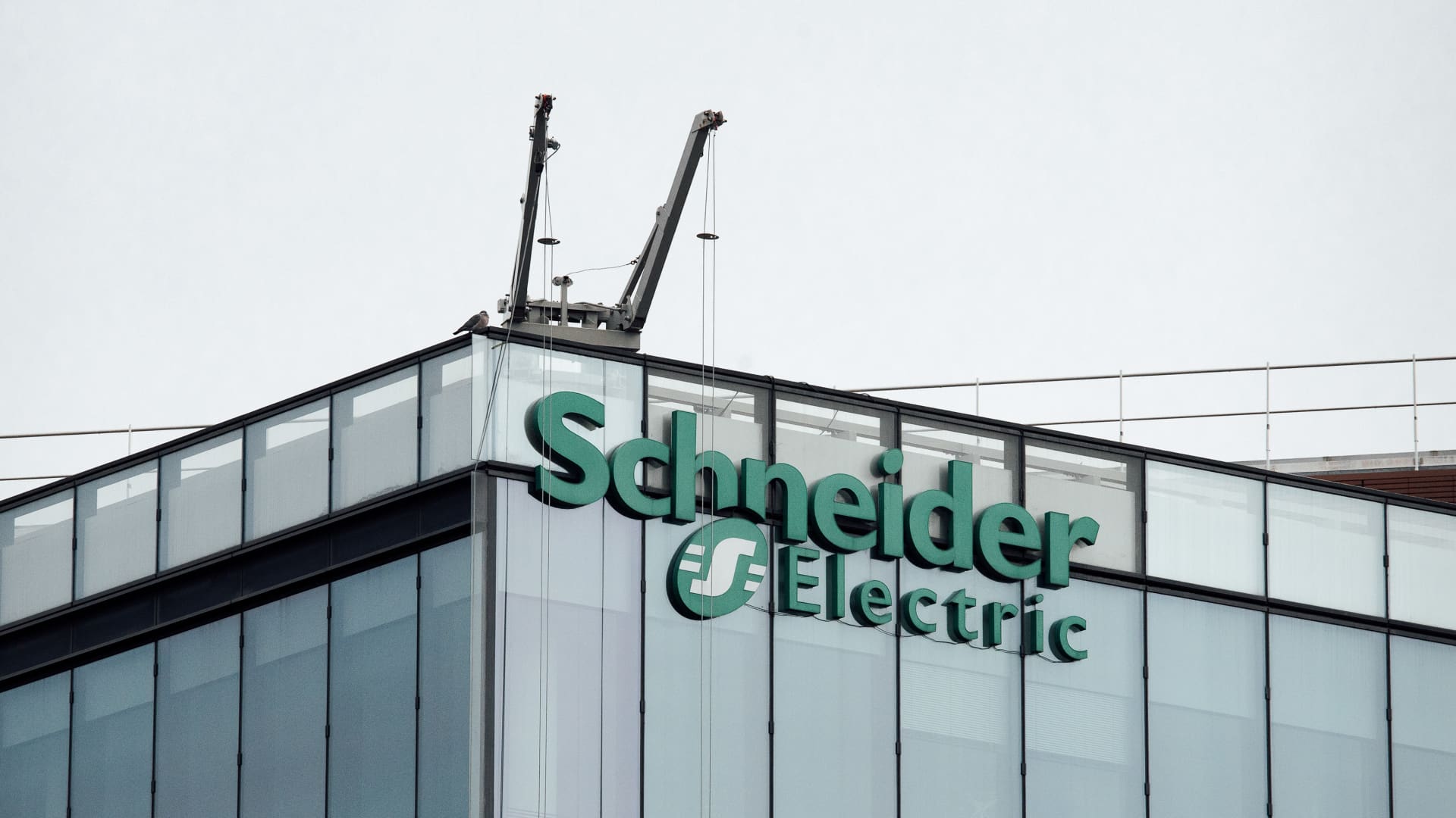 Schneider Electric hails the significance of China’s ‘DeepSeek moment’