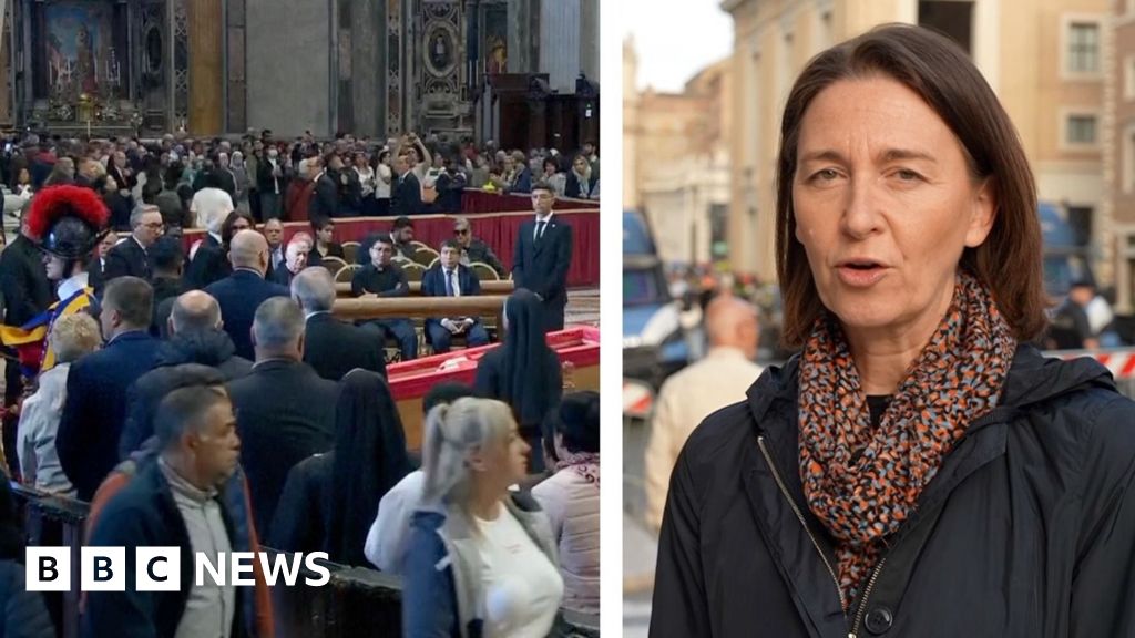 Pope mourners queue for ‘chance to say goodbye’