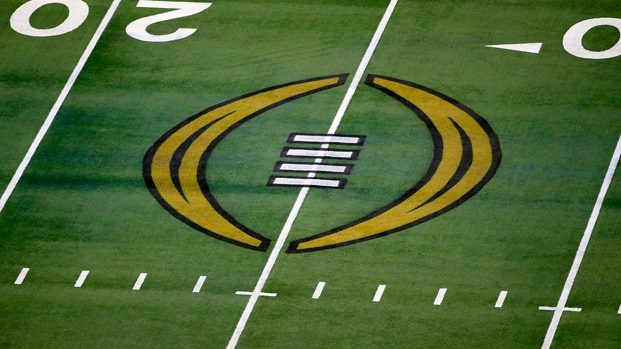 College Football Playoff adopts straight seeding after first 12-team bracket issues