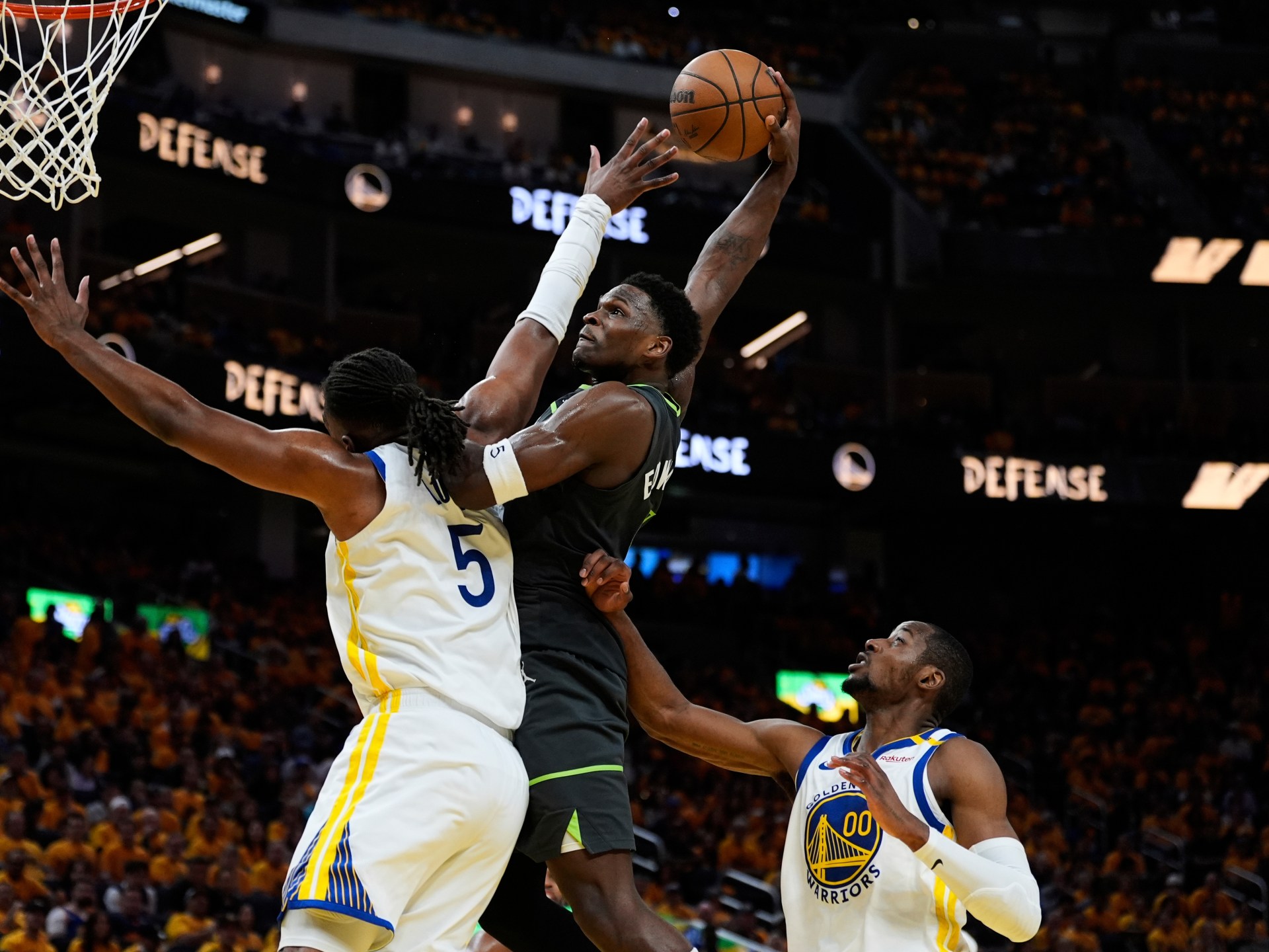 Edwards, Timberwolves overcome Warriors in Game 3 to take 2-1 series lead | Basketball News