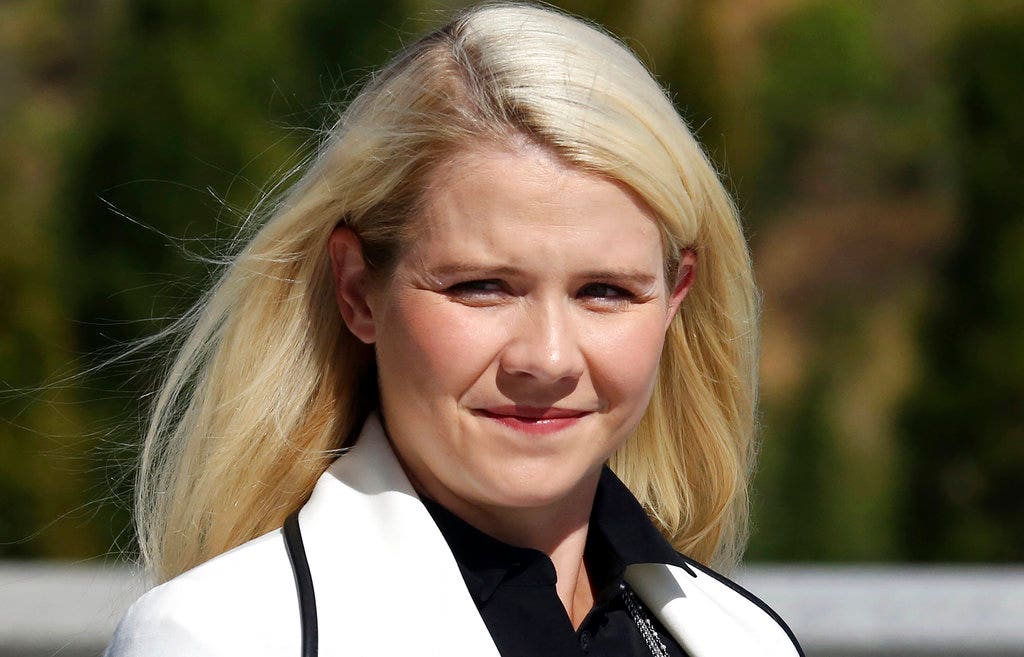 Elizabeth Smart kidnapper Wanda Barzee flashes big grin in new sex registry mug