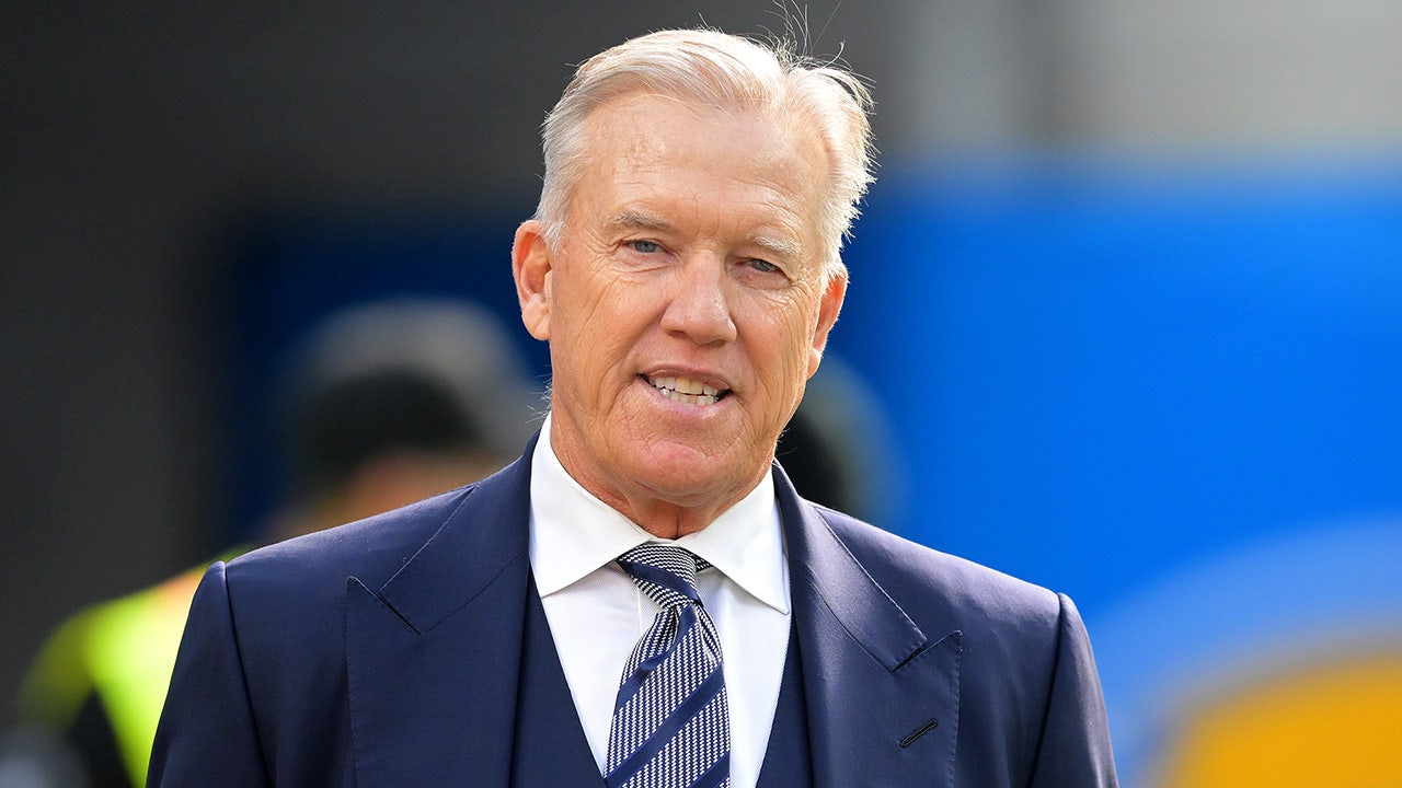 Former prosecutor slams delayed investigation in Elway golf cart death case