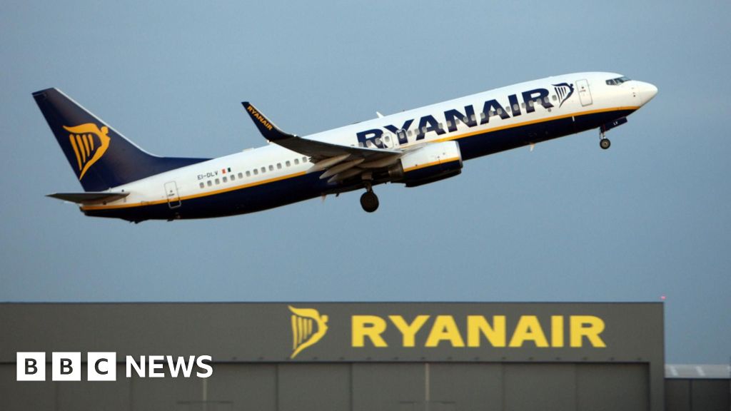 Eight injured on Ryanair flight hit by ‘severe turbulence’, police say