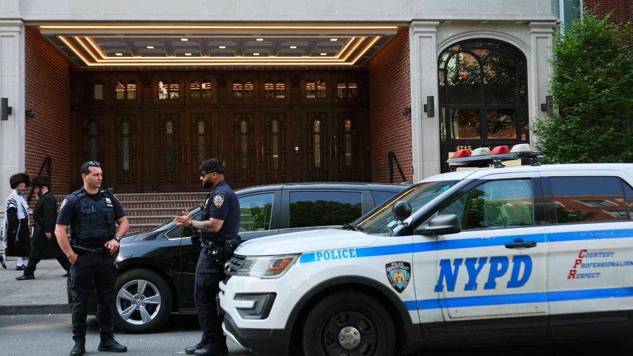 NYPD boosts security at Jewish sites across NYC after Israeli strikes on Iran