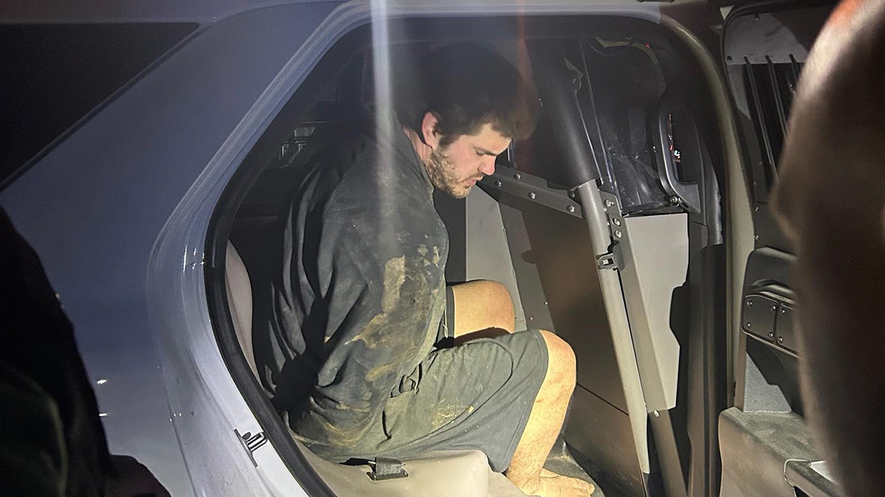 Texas murder suspect who cut ankle monitor captured after weeks-long manhunt