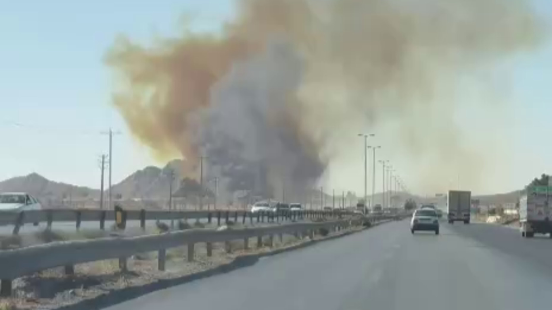 Video captures Israeli attacks on two Iranian cities